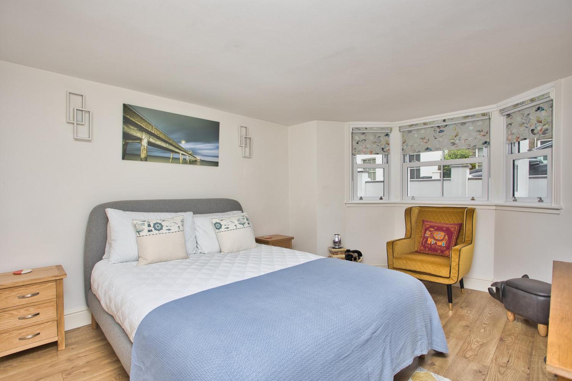 Spacious Seaside Escape In The Heart Of Deal, 4 Mins From The Beach ภายนอก รูปภาพ