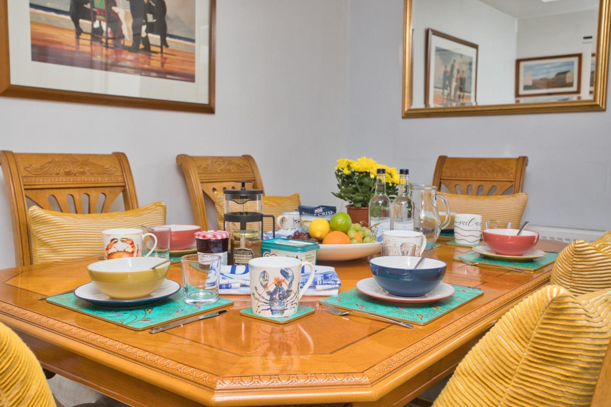 Spacious Seaside Escape In The Heart Of Deal, 4 Mins From The Beach ภายนอก รูปภาพ
